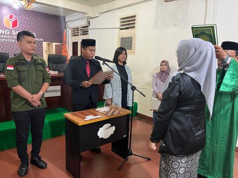 Pengambilan Sumpah PAW