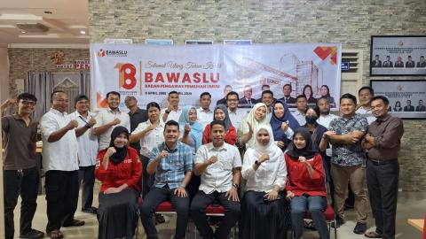 Semarak HUT ke-18 Bawaslu, Bawaslu Kabupaten Asahan Gelar Kegiatan Donor Darah